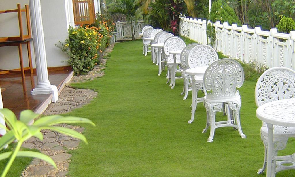 Hotel Water Garden Belihuloya Esterno foto